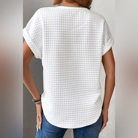 White Textured Women's Top - Picture 2 of 3